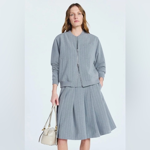 NWT Women's Gray pinstripe Bomber Jacket Zip up - Picture 8 of 10